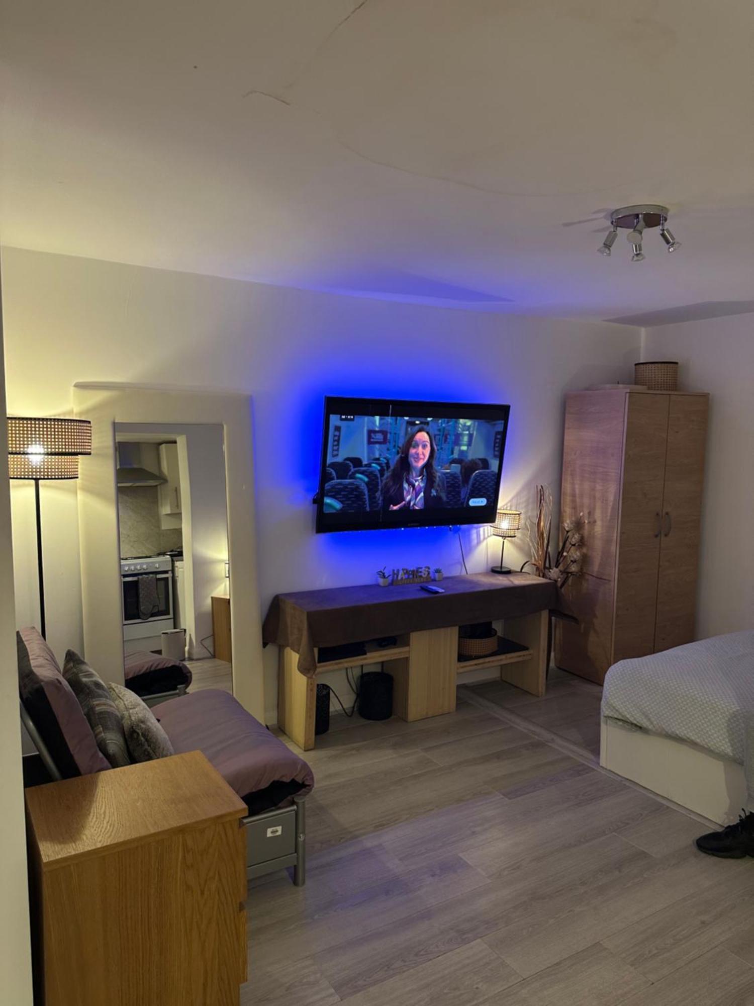 Stylish Studio Flat - Watford Junction - Harry Potter Ngoại thất bức ảnh