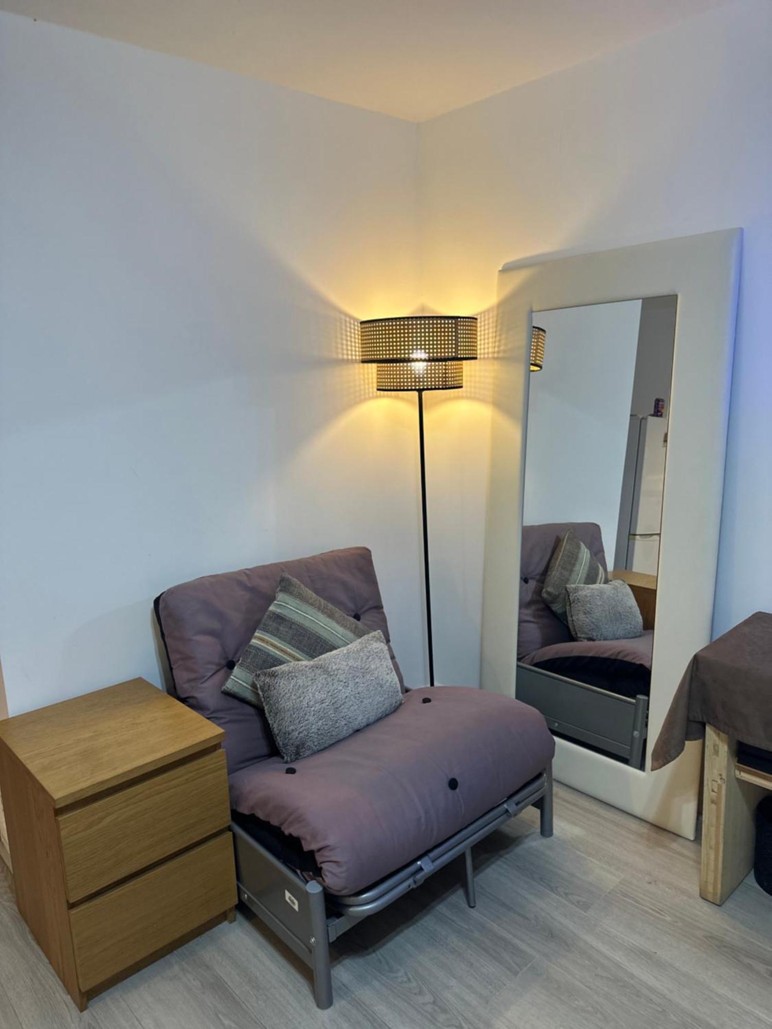 Stylish Studio Flat - Watford Junction - Harry Potter Ngoại thất bức ảnh